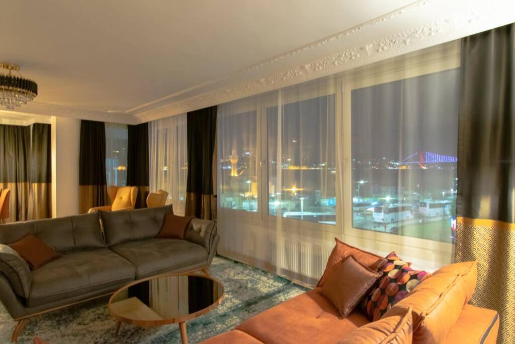 Charming Suite Bosphorus View อิสตันบูล ภายนอก รูปภาพ